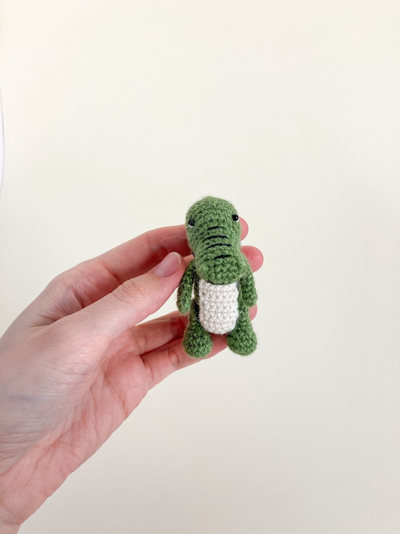 Amigurumi crocodile toy pattern, crochet alligator pattern, crochet tutorial, mini crocodile, safari amigurumi, jungle animal image 7