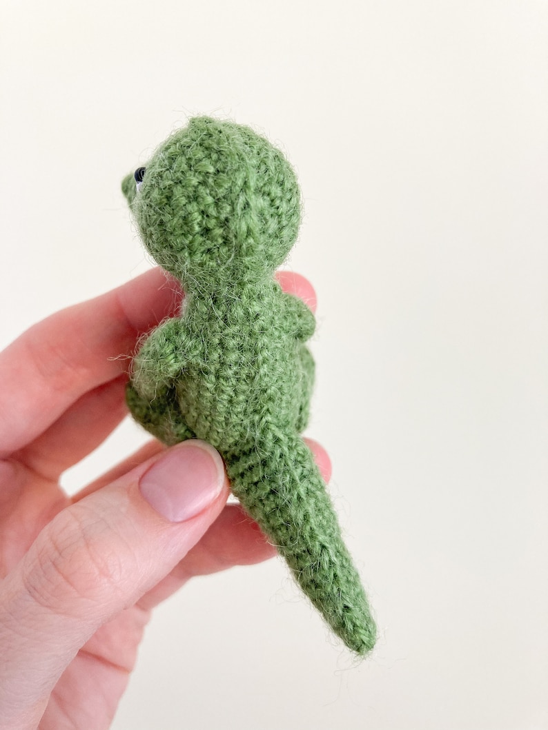 Amigurumi crocodile toy pattern, crochet alligator pattern, crochet tutorial, mini crocodile, safari amigurumi, jungle animal image 9