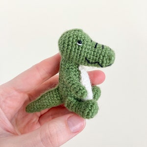 Amigurumi crocodile toy pattern, crochet alligator pattern, crochet tutorial, mini crocodile, safari amigurumi, jungle animal image 8