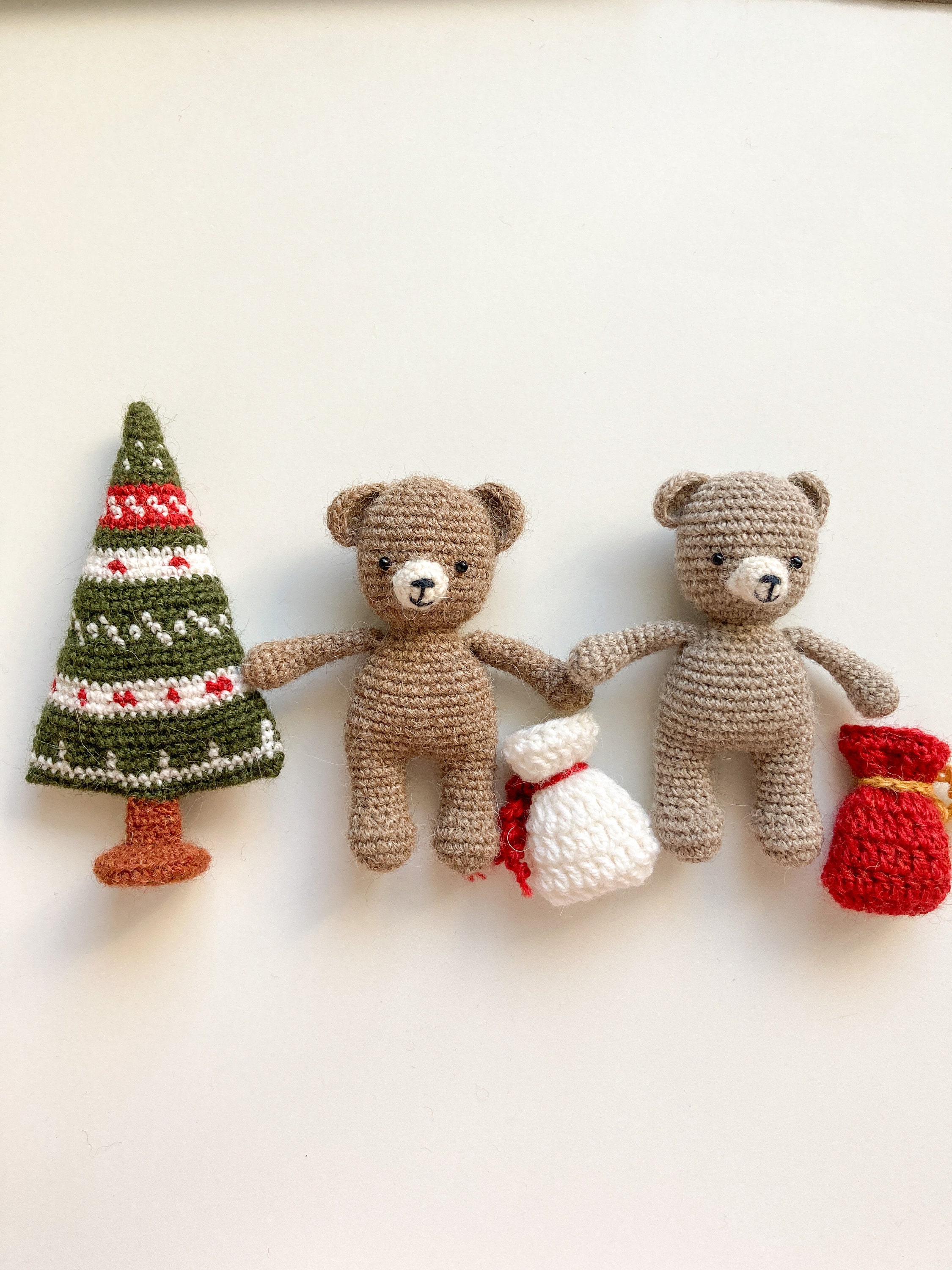 クリスマスツリーのかぎ針編みパターン - クリスマス DIY 用あみぐるみ