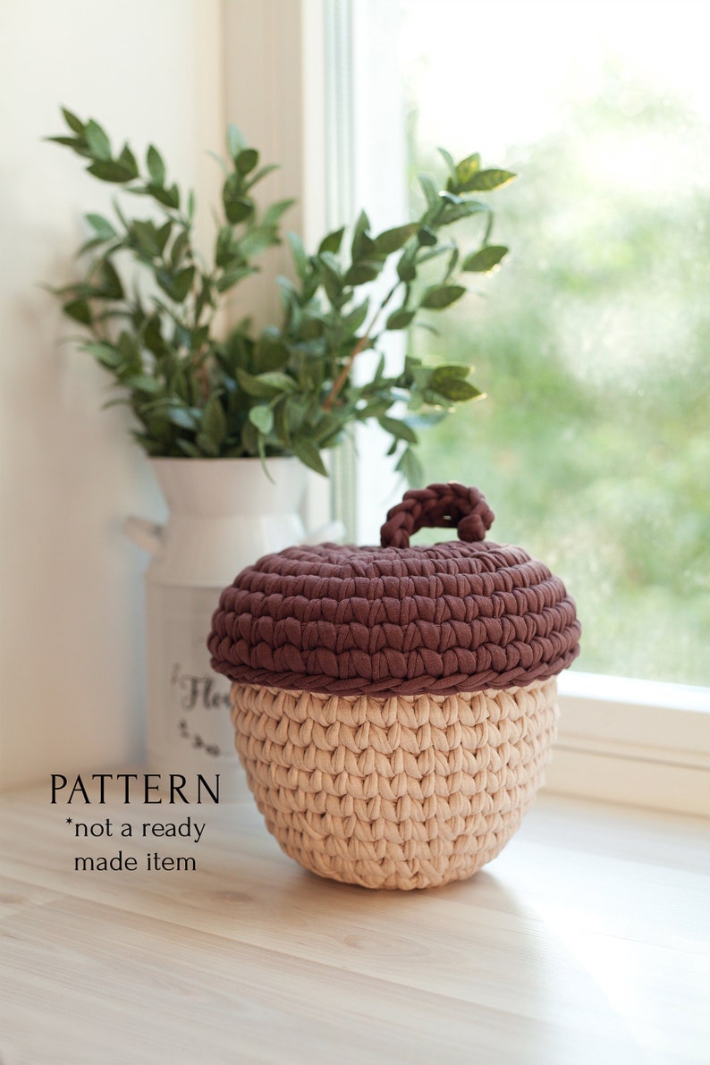 Acorn Basket Crochet Pattern, T-Shirt Yarn Basket Instruction, Autumn Fall Cozy Home Décor, Halloween Thanksgiving Decoration Hugge Mood DIY image 1