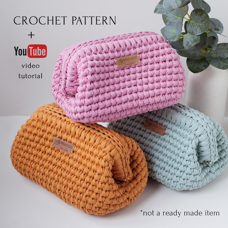 T-Shirt Yarn Clutch Bag Crochet Pattern, Makeup Cosmetic Woman Bag, PDF & Video Tutorial for Beginners, Covered Frame Chunky Pouch Bag image 1