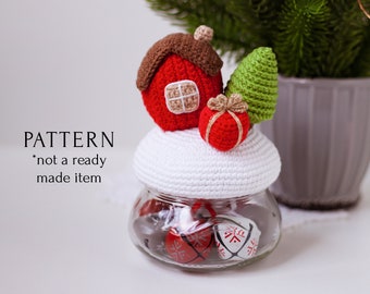 Christmas Tiny House Jar Lid Cover Crochet Pattern, Winter Home Décor PDF Instruction, Miniature Amigurumi House Diy, Gift for Friend