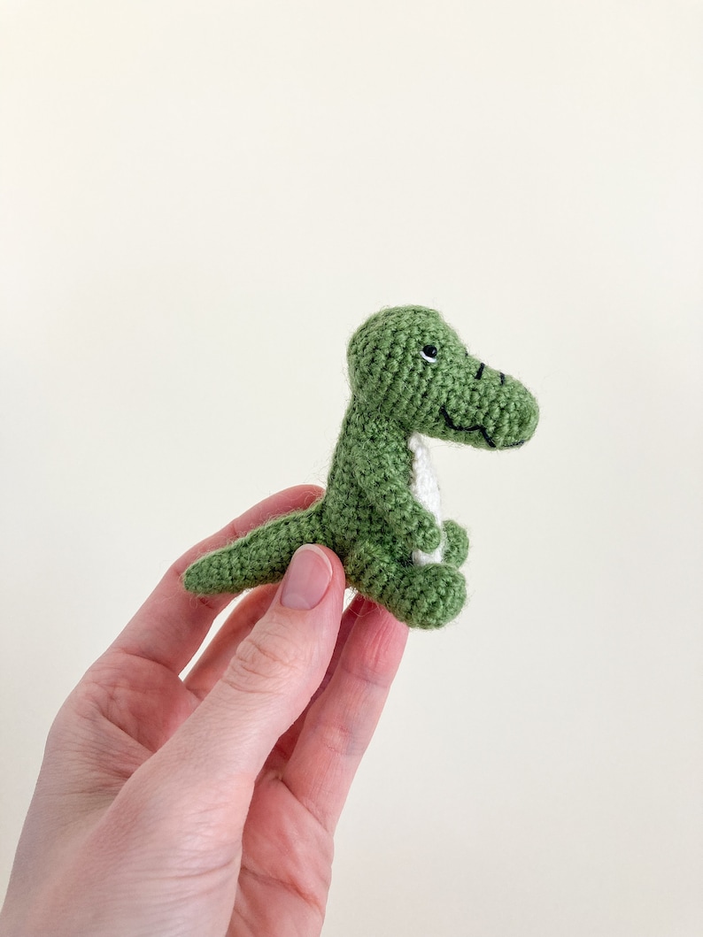 Amigurumi crocodile toy pattern, crochet alligator pattern, crochet tutorial, mini crocodile, safari amigurumi, jungle animal image 6