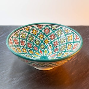 Moroccan hand painted Bowl Safi L 25,5cm/oriental decorative bowl in red and green for home design