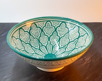Bol marocain peint à la main Safi L 25,5 cm/bol décoratif oriental en vert et blanc pour la décoration intérieure