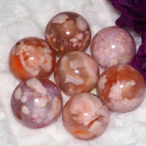 HQ Carnelian Flower Agate Sphere&#39;s - Metaphysical Crystal