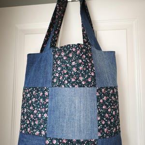 Selbstgenähte Patchwork Wendetasche, Jeanstasche, Stoffbeutel, Einkaufstasche, Unikat, nachhaltig, Upcyling, Innentasche