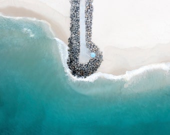 海とビーチの航空写真 - 見事な海岸のウォールアートプリント