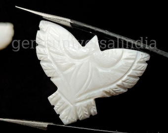 Natural Howlite Carving Eagle Shape Gemstone Howlite Eagle Sculpture Hand Carved Bird Gemstone 30mm Eagle Carving Gemstone Jewelry Charm
