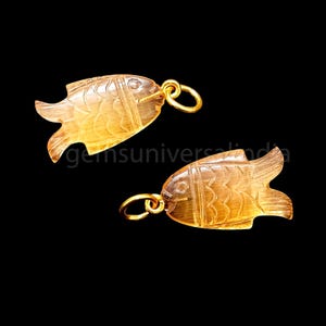 Peach Moonstone Fish Pendant, Gemstone Carved Fish, 925 Silver Fish Charms, Crystal Fish Pendant, Healing Crystal Jewelry, Silver Jewelry