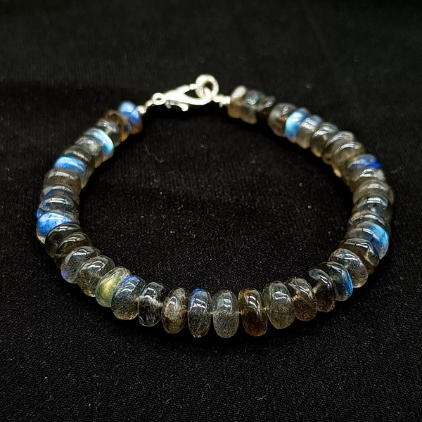 Bracelet de perles rondelles de labradorite flashy, bracelet de perles de labradorite, bracelet de pierres précieuses fait main, bracelet de labradorite, cadeau pour elle