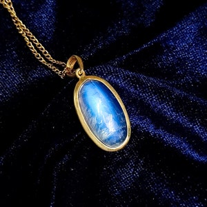 Solid 14k Gold Moonstone Pendant, Yellow Gold Necklace Pendant, Blue Moonstone Jewelry, Christmas Gift, Natural Rainbow Moonstone Necklace
