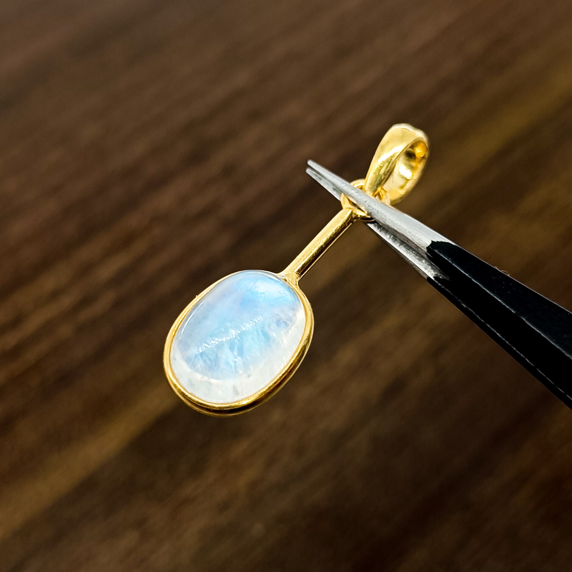 Natural Rainbow Moonstone Pendant, 14k Solid Gold Moonstone Natural Rainbow Moonstone Pendant, 14k Solid Gold Moonstone