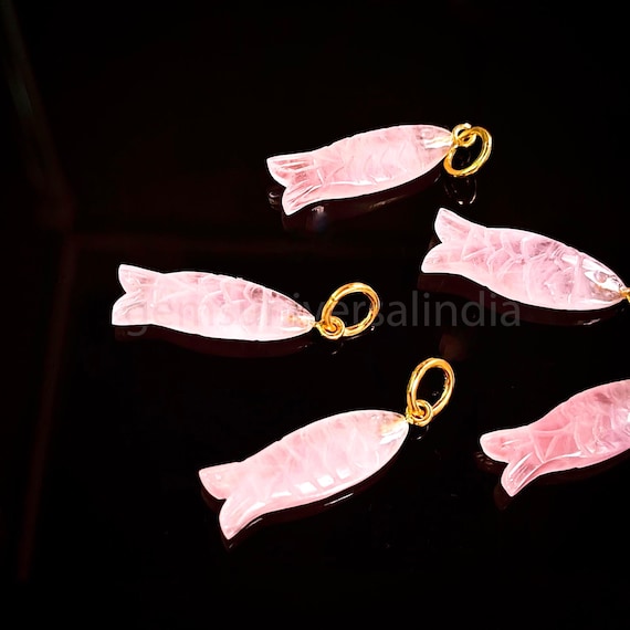 AAAローズクォーツ彫刻魚ペンダント、ハンドメイド925シルバー