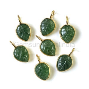 グリーンストロベリークォーツリーフペンダント、925スターリングシルバー彫刻リーフチャーム、ゴールドヴェルメイユリーフペンダント、ジュエリー製作用宝石チャーム