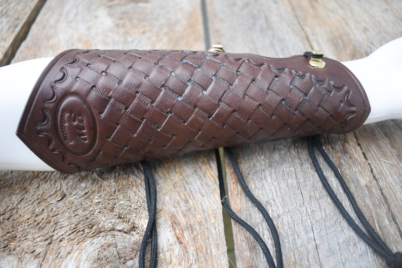 Leather Archery HIP Quiver/armguard Combo Archery Belt Quiver Etsy