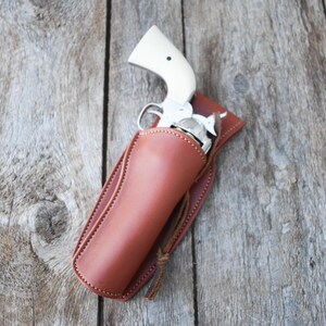 The Shootist Leather Holster, Western holster, fast draw holster, lined