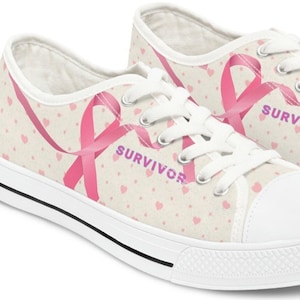 Pink Ribbon Breast Cancer SURVIVOR-sneakers voor dames/ Met kleine roze hartjes, met de tekst &#39;Survivor&#39; aan elke kant. Comfortabele Lux-schoenen met extra&#39;s