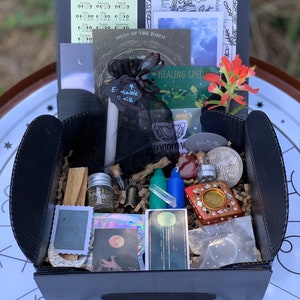 Blind Date with a Witch Oddments Box