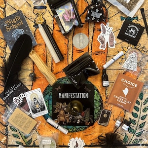 Witchy Oddities & Rituals Mystery Set