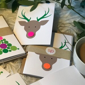 Handfertige Rentier Weihnachtskarten packung. Gedruckt auf Recyclingpapier
