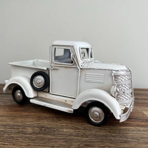 Metal Truck - White Metal Truck - Farmhouse Decor - Home Decor - Metal Truck Decor - Farmhouse Home Decor