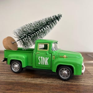 Grinch Decor - Grinch Tiered Tray Decor - Grinchmas Decor - Grinch - Grinchmas - Grinch Ornament - STINK
