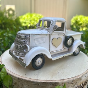 Wedding Cake Topper - Wedding Cake - Cake Topper - Rustic Wedding Cake Topper - Country Barn Farm Wedding Cake Topper - Barn Wedding - Truck