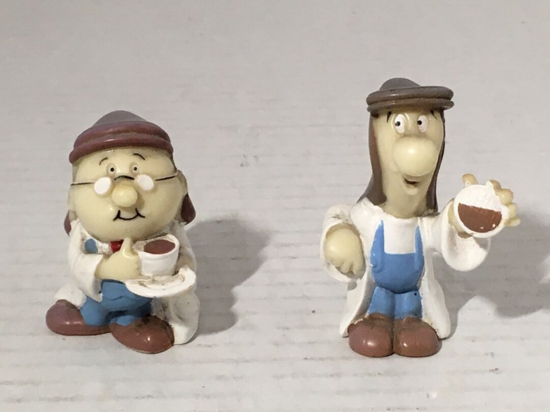 Set of 2 Tetley Tea Figurine 90s Lyons Folk Figures Etsy