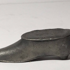 Snuff Box Decorative Pewter Lid Vintage