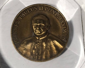 Joannes Paulus II Pont Maximus Coin Pope Souvenir Papal Visit October 1 1979 Boston Massachusetts Paperweight