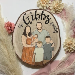 Faceless Family Portrait 9&quot; 11&quot; Round Live Edge Willow Tree Natural Wood Gift Personalize Decor Custom Hand Painted Anniversary Wedding Love