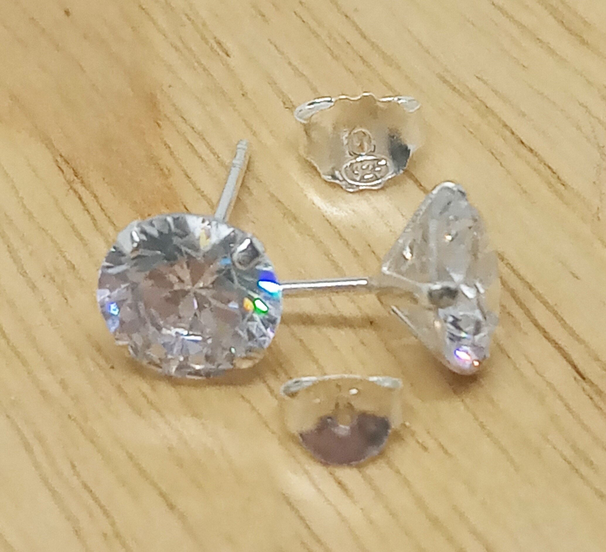 Orecchini In Oro B 750/1000 Punto Luce Zircone Uomo Usato - Outlet Dei - Foto 9