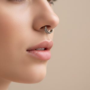 316L stalen klikring piercing, 9 mm, band met centrale zirkonia, helix, tragus, septum, breedte 4 mm