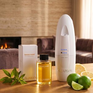 ウォーターレスアロマディフューザーギフトセット：Jarden Scent Air Machine + 詰め替え用