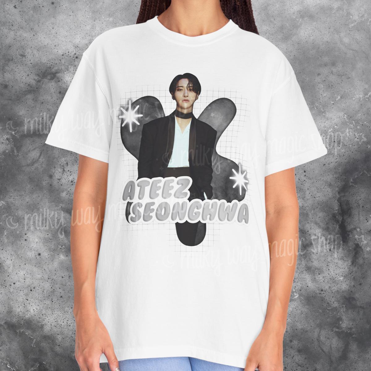 アイドル ATEEZ official Seonghwa T-shirt Amazon.com: ATEEZ Official Merch Exclusive Seonghwa T-Shirt