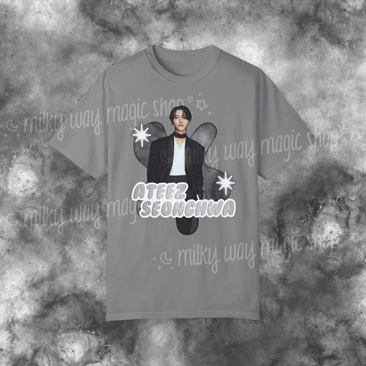 アイドル ATEEZ official Seonghwa T-shirt Amazon.com: ATEEZ Official Merch Exclusive Seonghwa T-Shirt