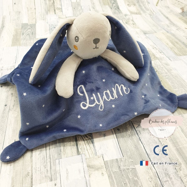 Doudou lapin personnalisé brodé bleu | Peluche personnalisé brodée bébé lapin bleu norme CE |  doudou lapin brodé au prénom de l'enfant