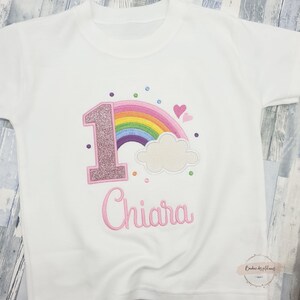 T-shirt ou body personnalisé arc en ciel pour fille body bébé rainbow personnalisé Cadeau enfant fille T shirt fille personnalisable image 3