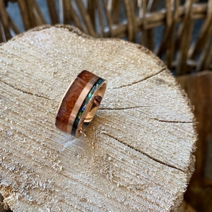 Rose Gold Stainless Steel Ring with Wood Inlay and Abalone Shell – Unique Men’s and Women’s Wedding Band, Engagement Ring, or Anniversary