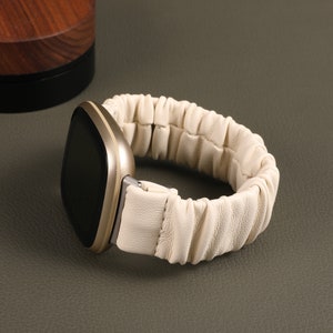 Minimalist Leather Strap For Fitbit Sense