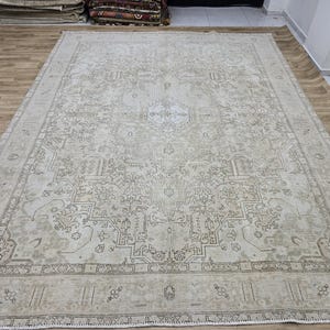 9.4x12.2 Neutral Turkish Rug,handknotted Wool rug,large 9x12 rug,Oushak  antique rug,Livingroom rug,bedroom rug,handmade rug