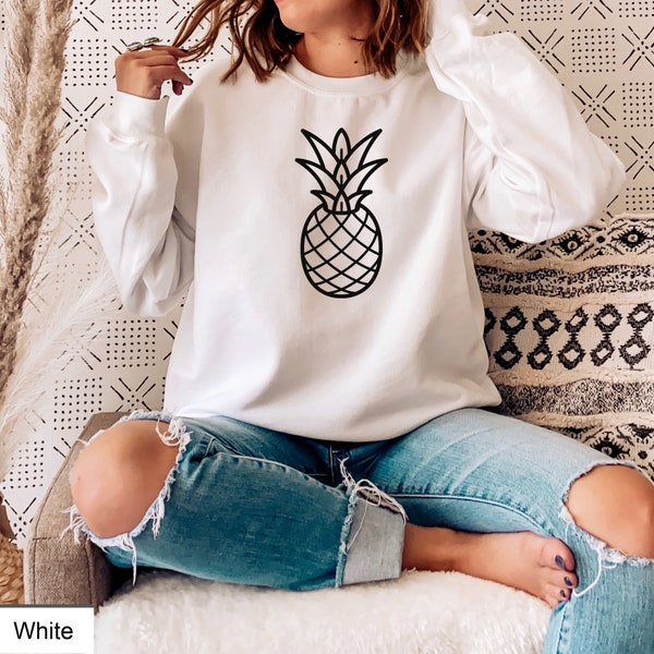 Pineapple Sweatshirt gift for Women, Cute Pineapple Shirt, Oversized Sweatshirt, Garden Plant Botanical Shirt, UNISEX, Crewneck Sweatshirt