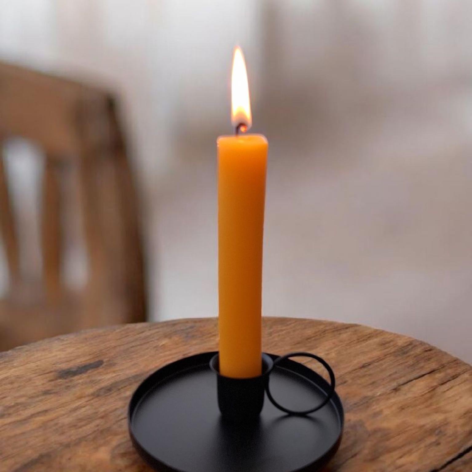 Action candle holder