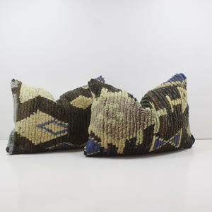Juego de 2 almohadas marroquíes vintage 100% lana, almohada absolutamente hermosa, almohada de suelo, diseño marroquí bereber para el hogar, hecho a mano Kilim bereber 2P1634