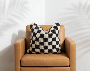 Moroccan Beni Ourain Wool Pillow, Handwoven Berber Shaggy Cushion, Black Cream Checkered Cushion, Authentic Tribal Cushion Cover P351