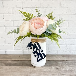 Papier cartonné pour casquette de remise des diplômes de la promotion 2026 | Décoration de fête à faire soi-même, Étiquette de pot Mason, Centre de table, Cadeau pour les diplômés, En vrac