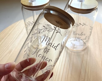 Hochzeitstasse, Brautjungfer Glastasse, Eiskaffeetasse mit Deckel, personalisierte Eiskaffeetasse, Glasdose, kundenspezifischer Becher