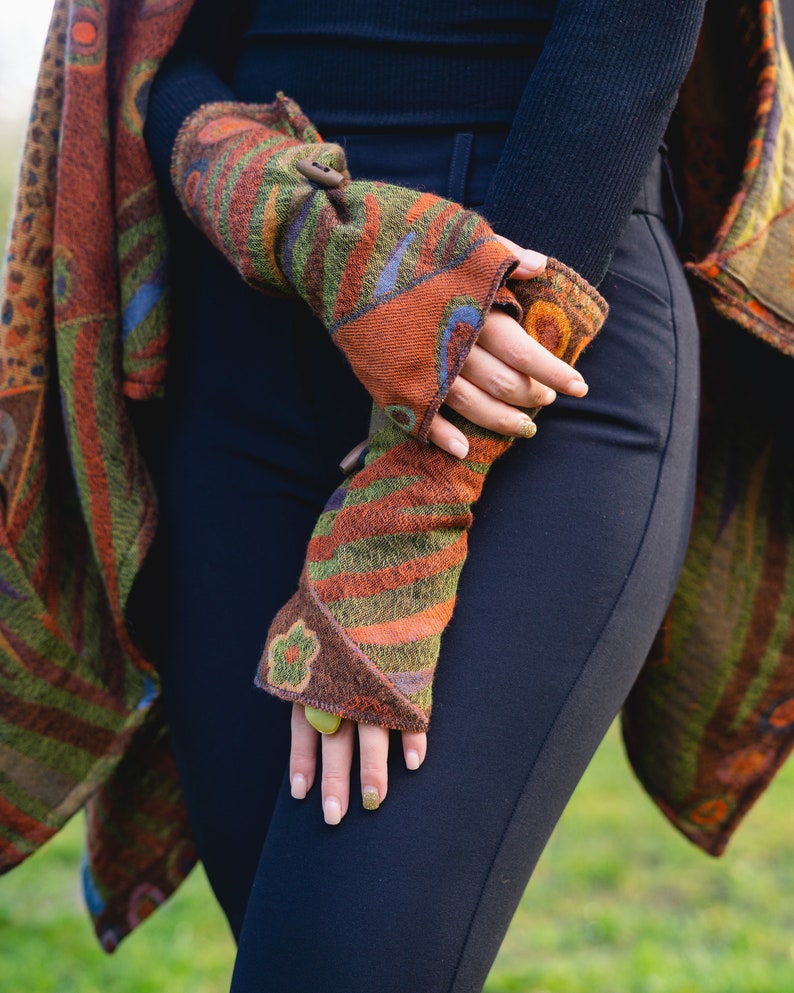 HANDMADE Boiled Merino Wool Fingerless Gloves with Toggle and side slit Bronze